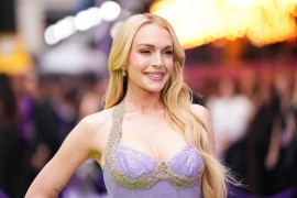 Lice Lindzi Lohan zasjenilo odvažnu modnu kombinaciju (FOTO, VIDEO)