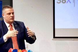 SDP nudi pomoć SDS-u i PDP-u: Hoće da prave novu većinu u NSRS (FOTO)