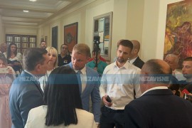 Burna rasprava u Gradskoj upravi Banjaluka o Centralnom spomen ...