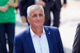 Bulj: Nema tog "anemičnog dezertera" koji će nam zabraniti "Za dom ...