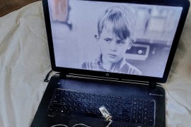 Režiser komedije "Sam u kući" smatra da bi rimejk ovog filma bio ...