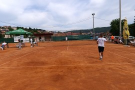 Počeo rekreativni teniski turnir "Mrkonjić open"