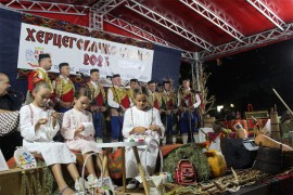 Manifestacija u Trebinju: "Hercegovačko sijelo" čuva tradiciju