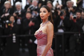 Eva Longori u tanga bikiniju, istakla obline (FOTO)