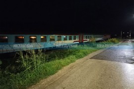 Banjaluka: Voz koji je duže vrijeme stajao kod prelaza nastavio ...