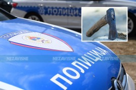 Policija kaznila Banjalučanina, iz vozila izvadio sjekiru