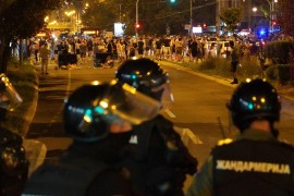 Osmi dan protesta u Srbiji: Policija hapsi, studenti i građani ...