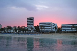 Jedno od najpoznatijih ljetovališta ove sezone prazno: "Atmosfera ...