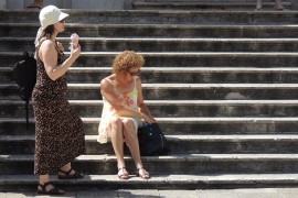 Dubrovnik zabranjuje sjedenje na poznatim stepenicama: Uvode i novčane ...