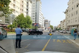 Udes u centru Banjaluke: Povrijeđen motociklista