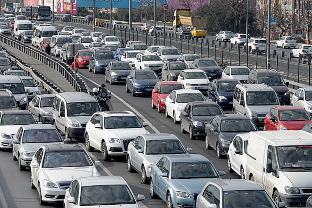 Kolona u Francuskoj duža od 1.000 kilometara, ljudi zarobljeni