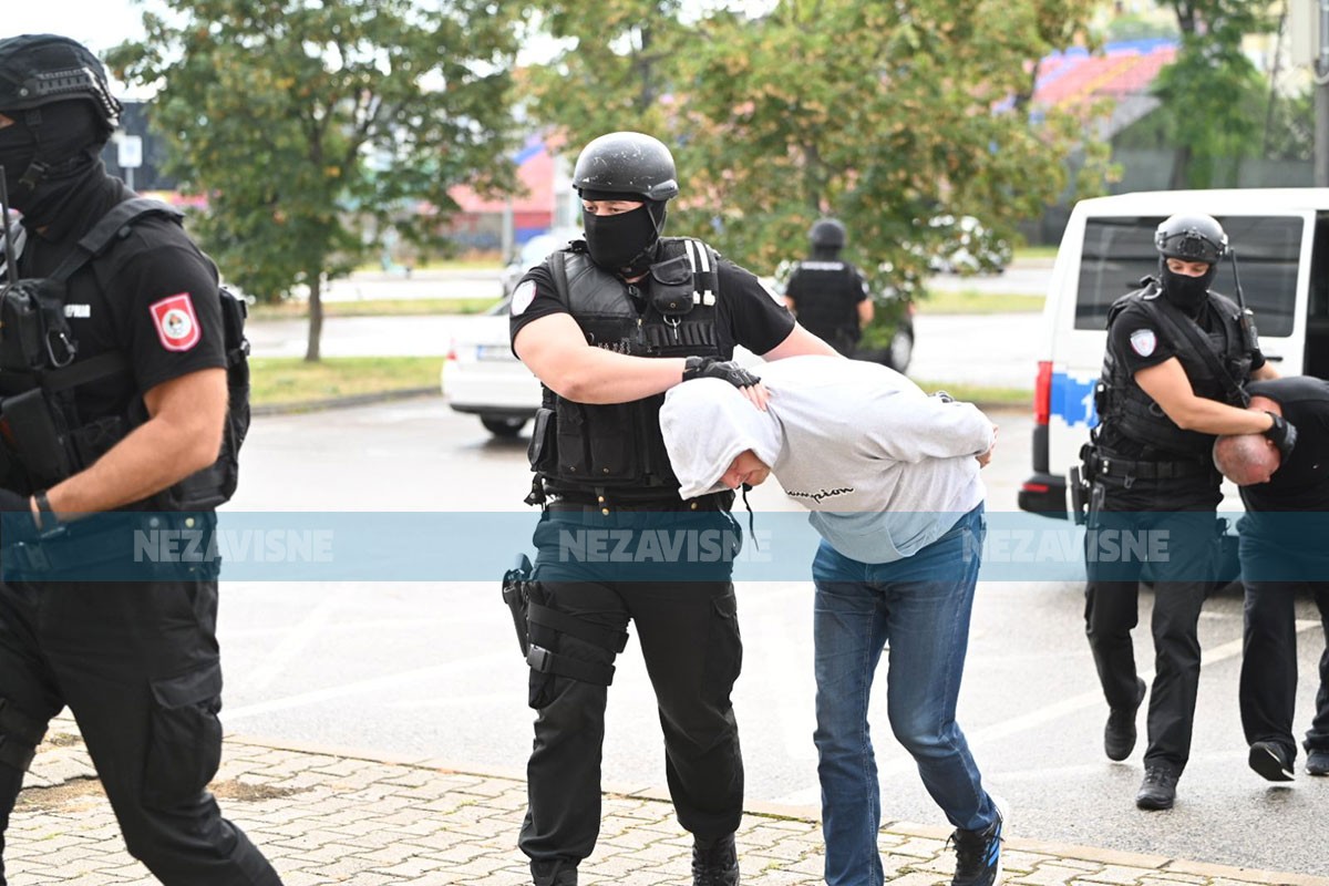 Uhapšeni u akciji "Ugar" sprovedeni u Tužilaštvo (FOTO, VIDEO)