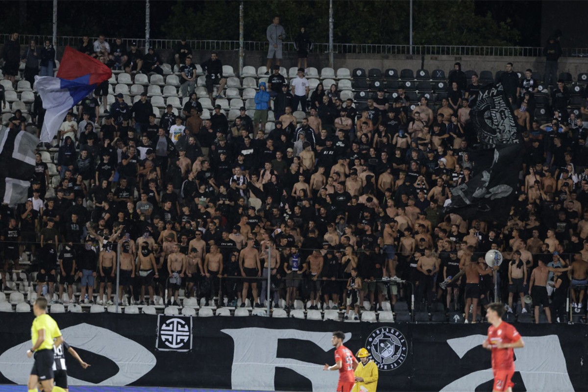 Na stadionu Partizana puštena pjesma Crvene zvezde (VIDEO)
