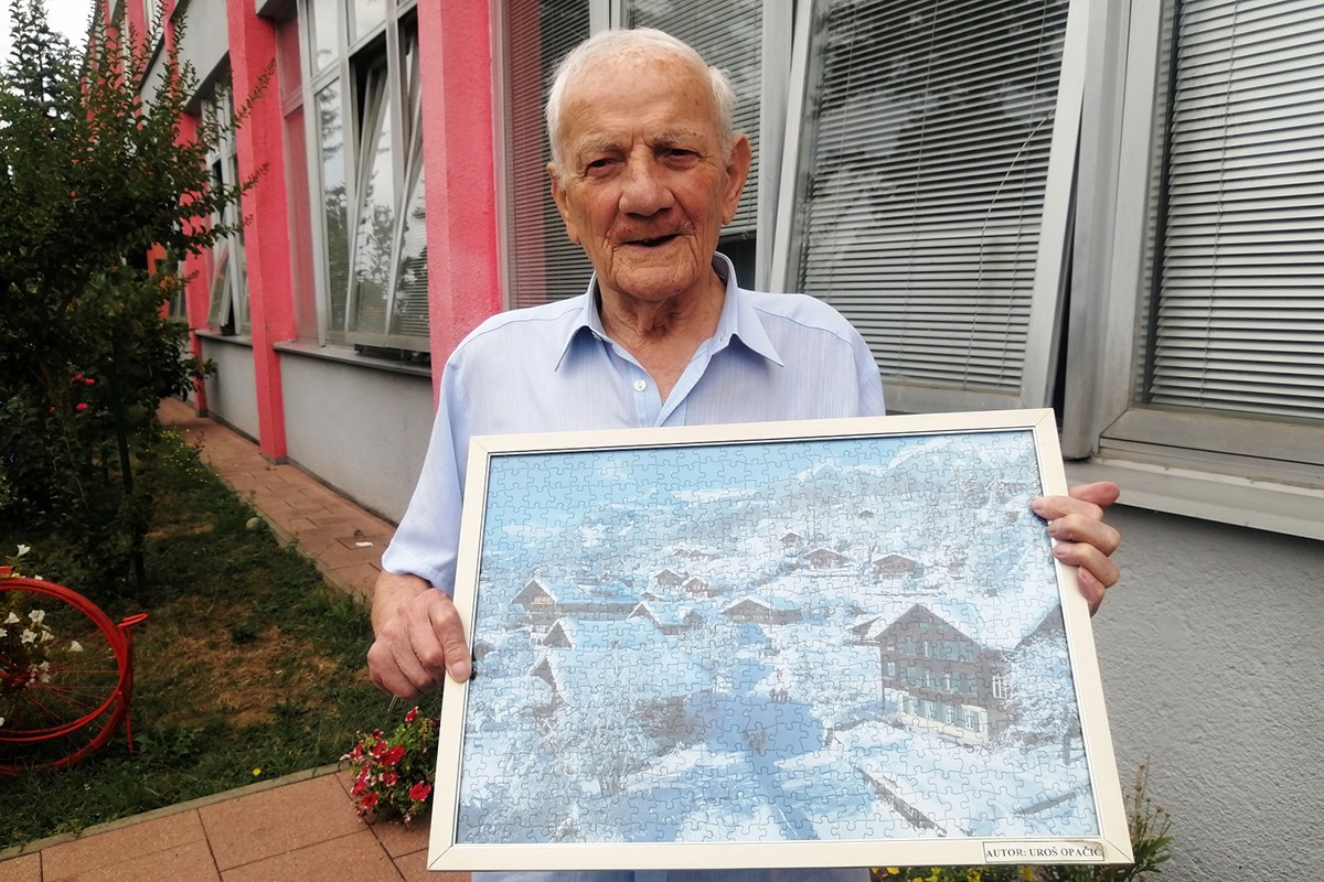 Kako Uroš Opačić iz Suvaje pretvara slagalice u trenutke sreće (FOTO)