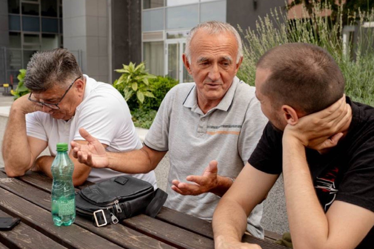 Srbi fudbalom prkosili Oluji: U rovovima branili porodice i kuće, na terenu titule