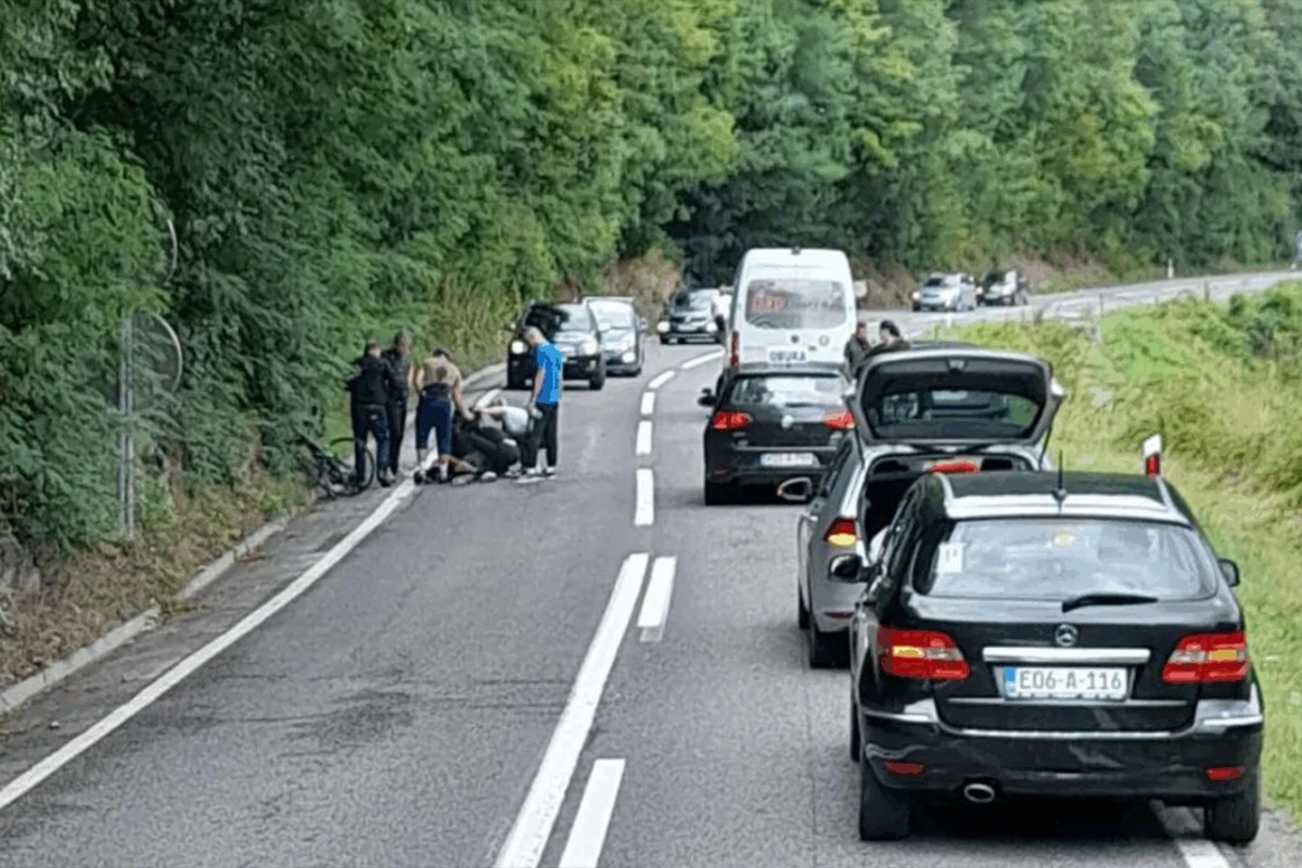 Nesreća na putu kod Donjeg Vakufa: Poginuo biciklista iz Austrije