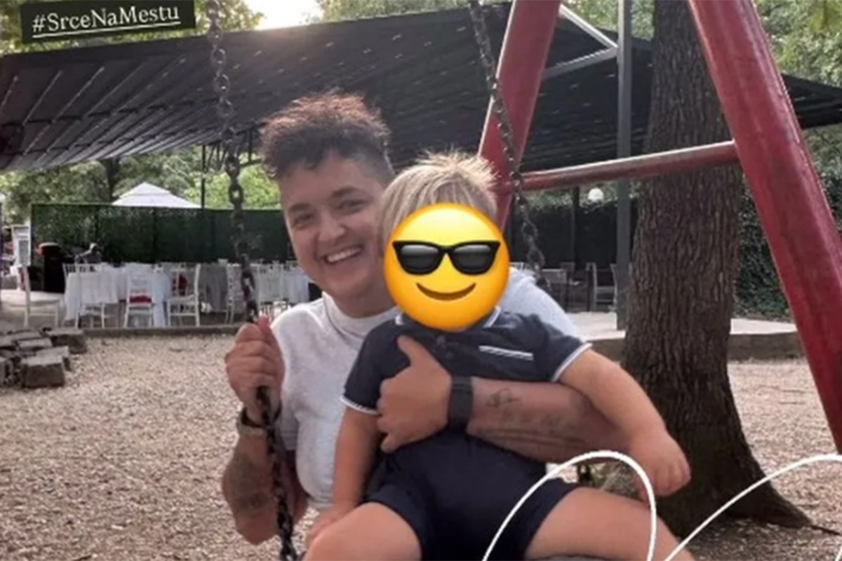 Marija Šerifović uživa sa sinom