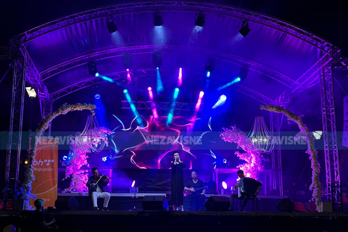 Banjaluka u sevdahu: Koncert Amire Medunjanin za pamćenje (VIDEO)