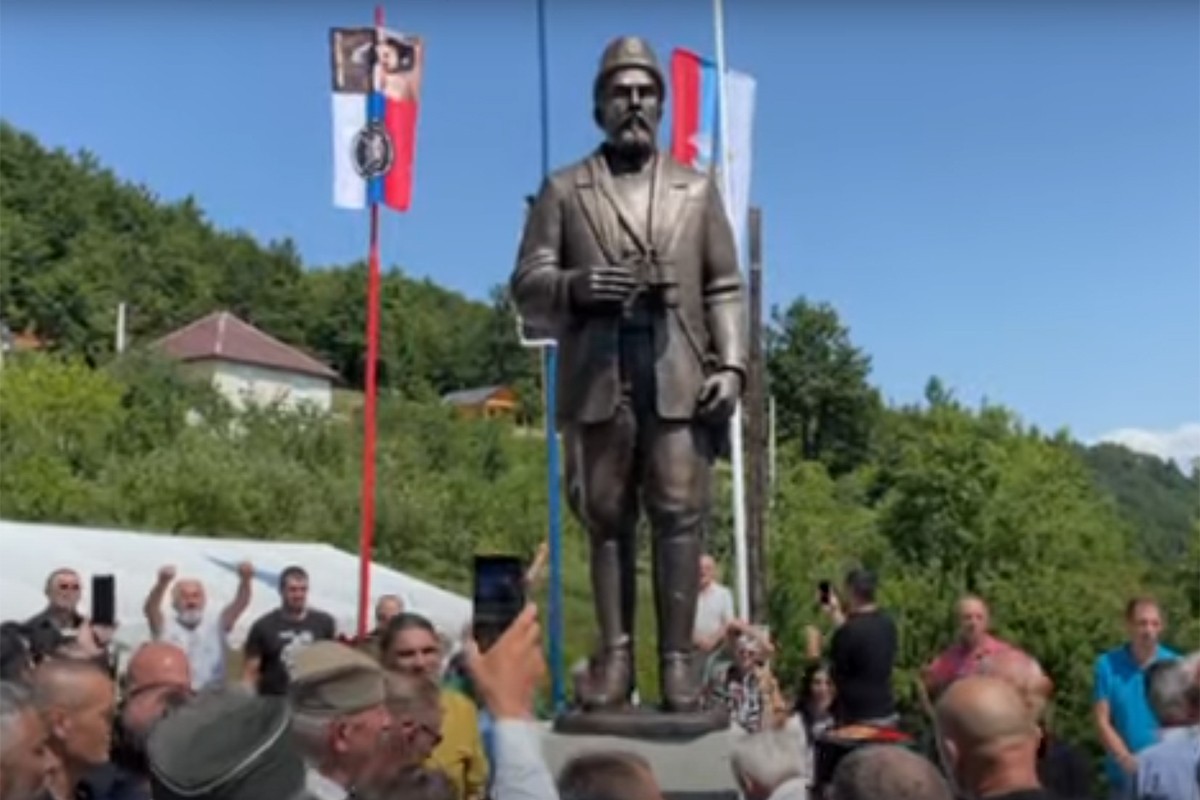 Mitropolit Metodije: Spomenik Pavlu Đurišiću ide u crkvu, pa nek' dođu da ruše