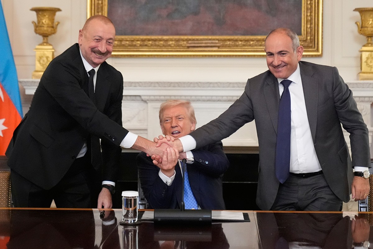 Lideri Azerbejdžana i Jermenije u Vašingonu potpisali zajedničku deklaraciju o miru