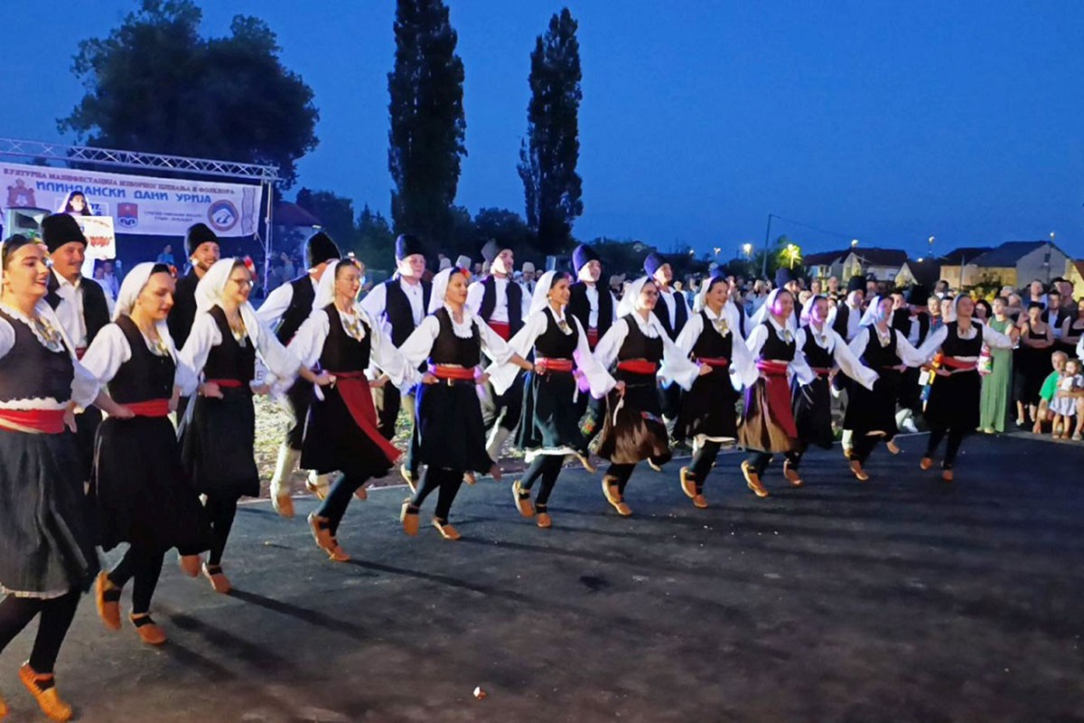 Folkloraši iz Gradiške na festivalima u Srbiji i Bugarskoj