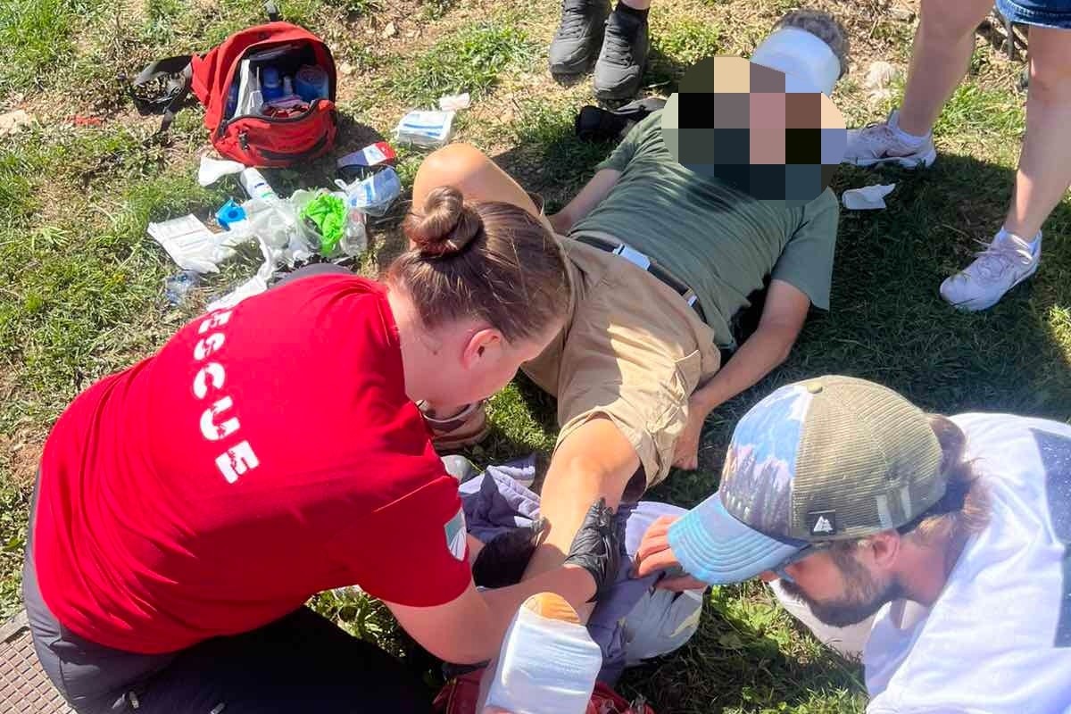 Drama na Bjelašnici: Spasioci GSS-a pomogli povrijeđenom paraglajderu (FOTO)