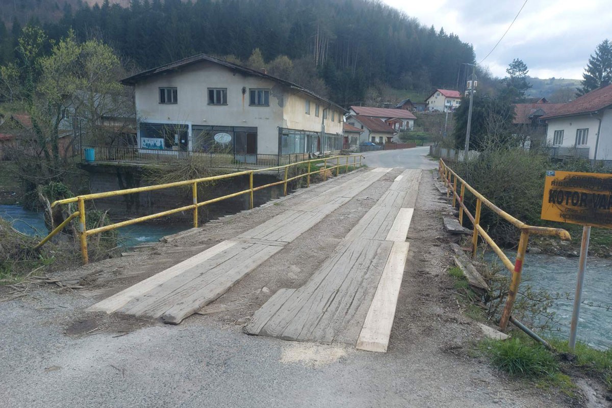 Mještani Šipraga kod Kotor Varoša deset godina čekaju popravku mostova