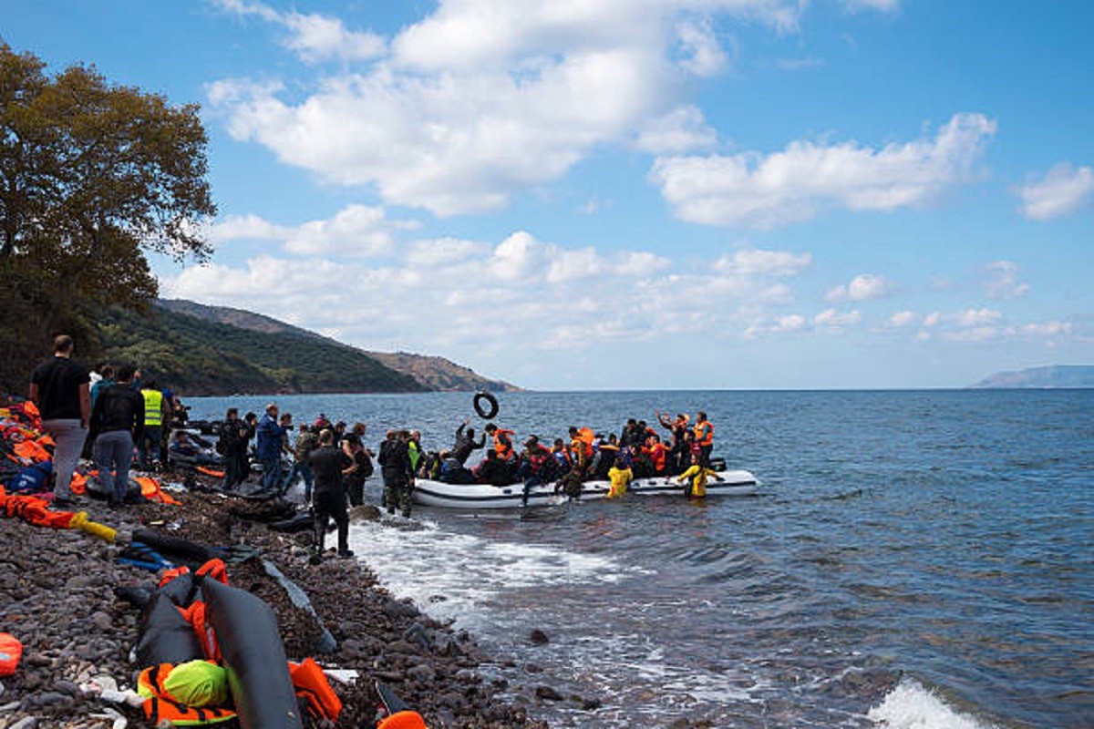 Najmanje 20 migranata se udavilo u prevrtanju čamca