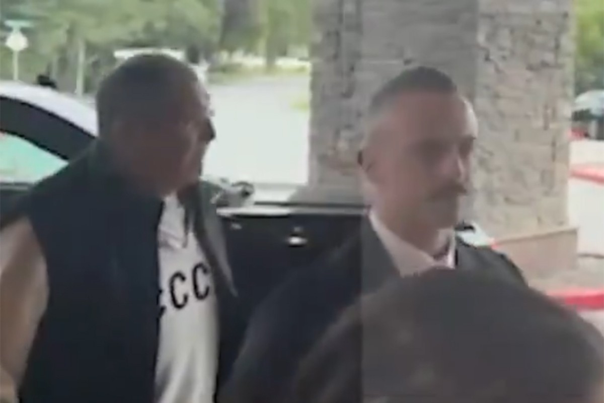 Lavrov u duksu SSSR napravio modnu pometnju: Rasprodat za jedno jutro