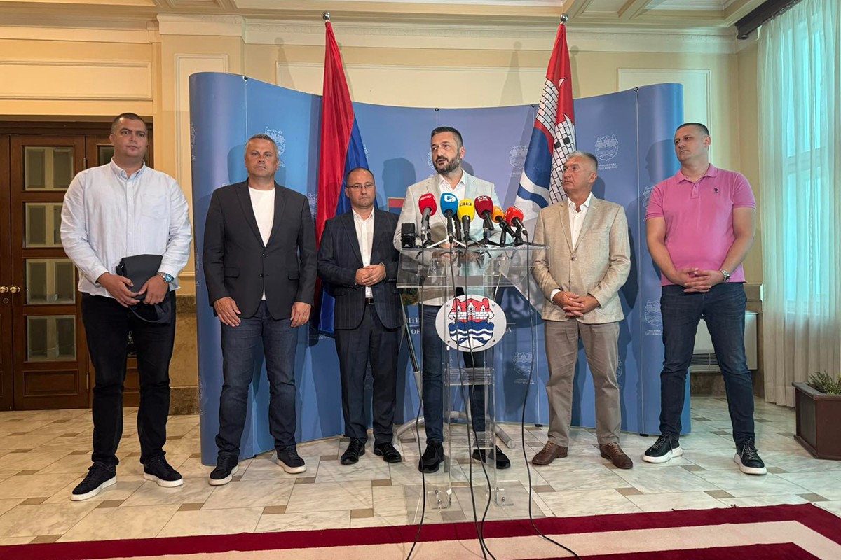 Ninković: Gradski bazen treba biti posebna javna ustanova (FOTO)