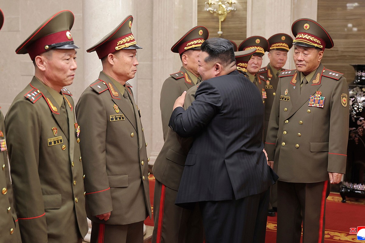 Kim prvi put priznao teške gubitke u Kursku, grlio uplakane vojnike: Oprostite mi