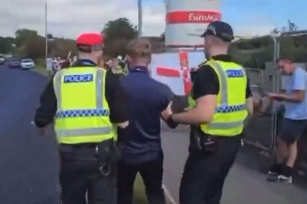 Uhapšen Britanac, govorio da voli slaninu  (VIDEO)