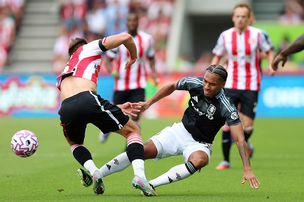 Brentford se oprostio od Den Tane, pa savladao Aston Vilu