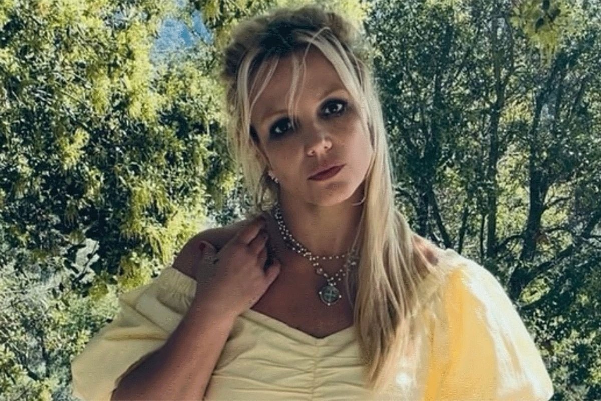 Britni Spirs pozirala potpuno gola (FOTO)