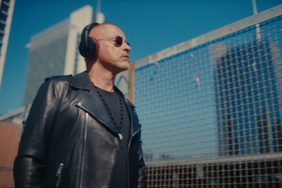 Eros Ramacoti objavio novi singl "Il mio giorno preferito" (VIDEO)
