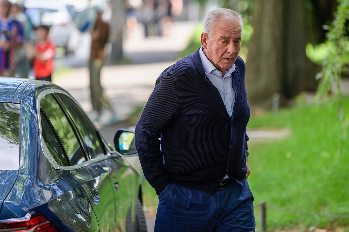 Dalmatinski mediji o Sanaderu: "Ćaća se vratio i u Split" (FOTO)