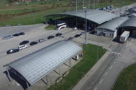 Obustavljen saobraćaj za teretna vozila na dvije granice između BiH i ...