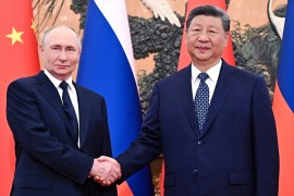 CNN: Si i Putin uhvaćeni u razgovoru o besmrtnosti i transplantaciji ...