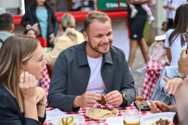 Stanivuković posjetio “Ćevap fest“: Banjalučki ćevap najbolji ...