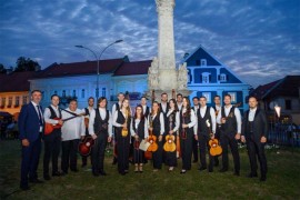 Zapažen nastup Tamburaškog orkestra Mostar na festivalu "Zlatne žice ...