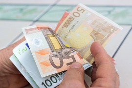 Vic dana: Mogu pare, ali...