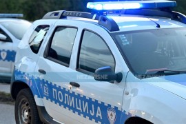 Mrkonjićanin pijan galamio ispred pekare pa prijetio policajcu u ...