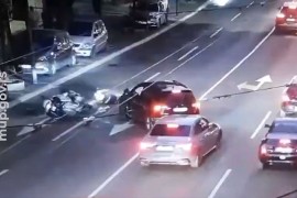 Policajac povrijeđen u udesu u Beogradu: Vozač škode ga oborio sa ...