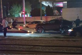 Udes kod Ambasade SAD u Sarajevu, oduzet BMW (VIDEO)