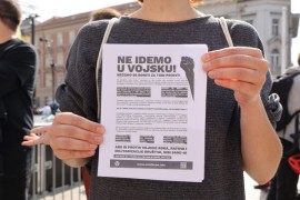 Protest protiv obaveznog vojnog roka u Zagrebu: Nismo topovsko meso