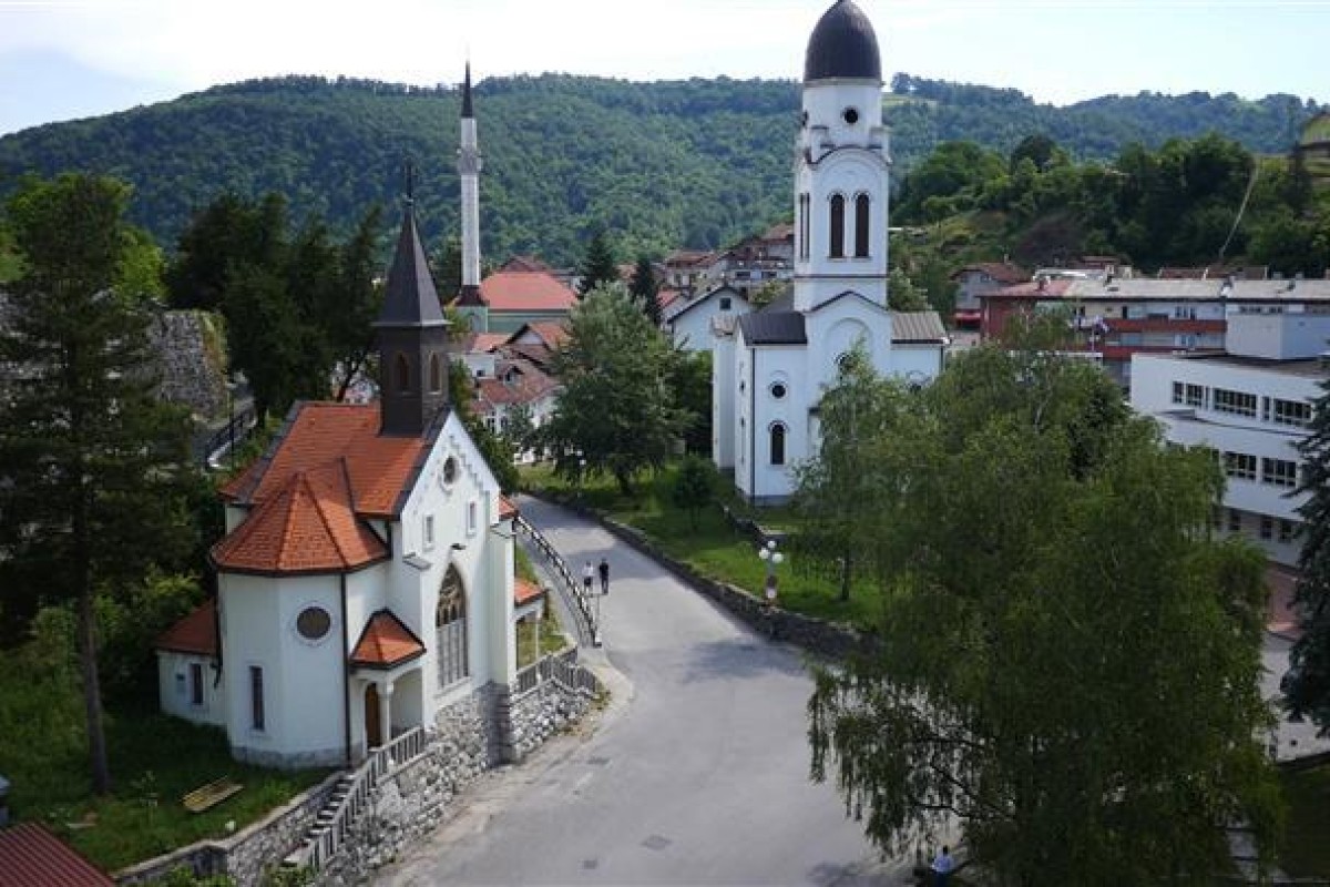 Potukli se na benzinskoj pumpi, muškarac ranjen nožem