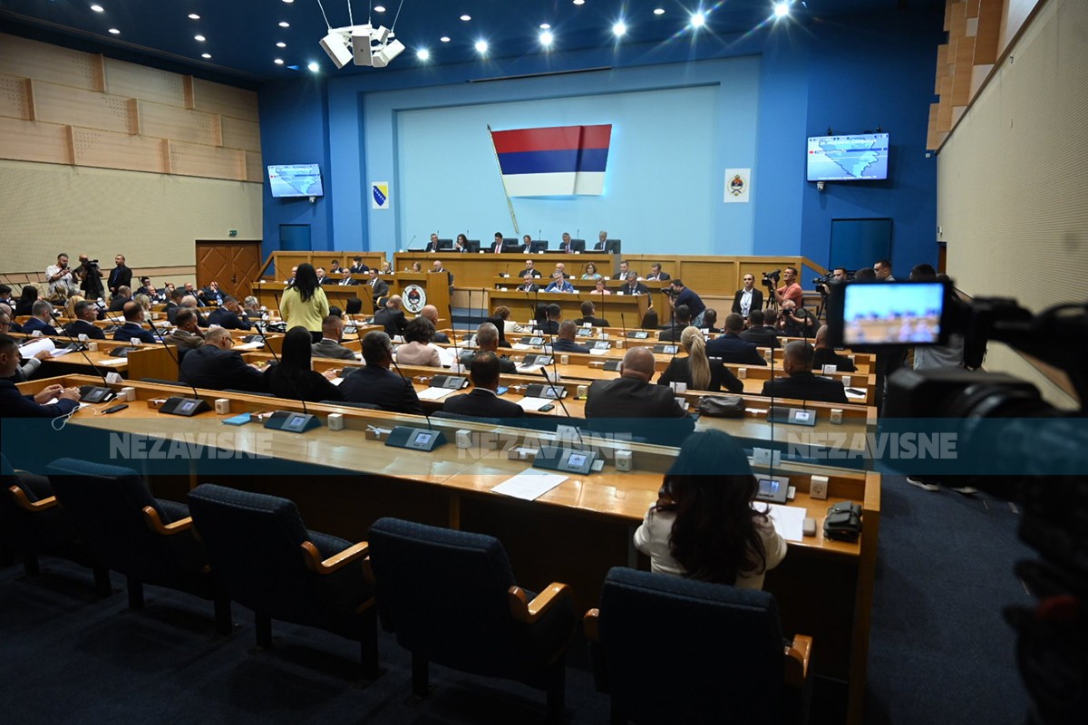 Orašanin tvrdi da Dodik nije predsjednik, Ljubojević je pokušala ućutkati