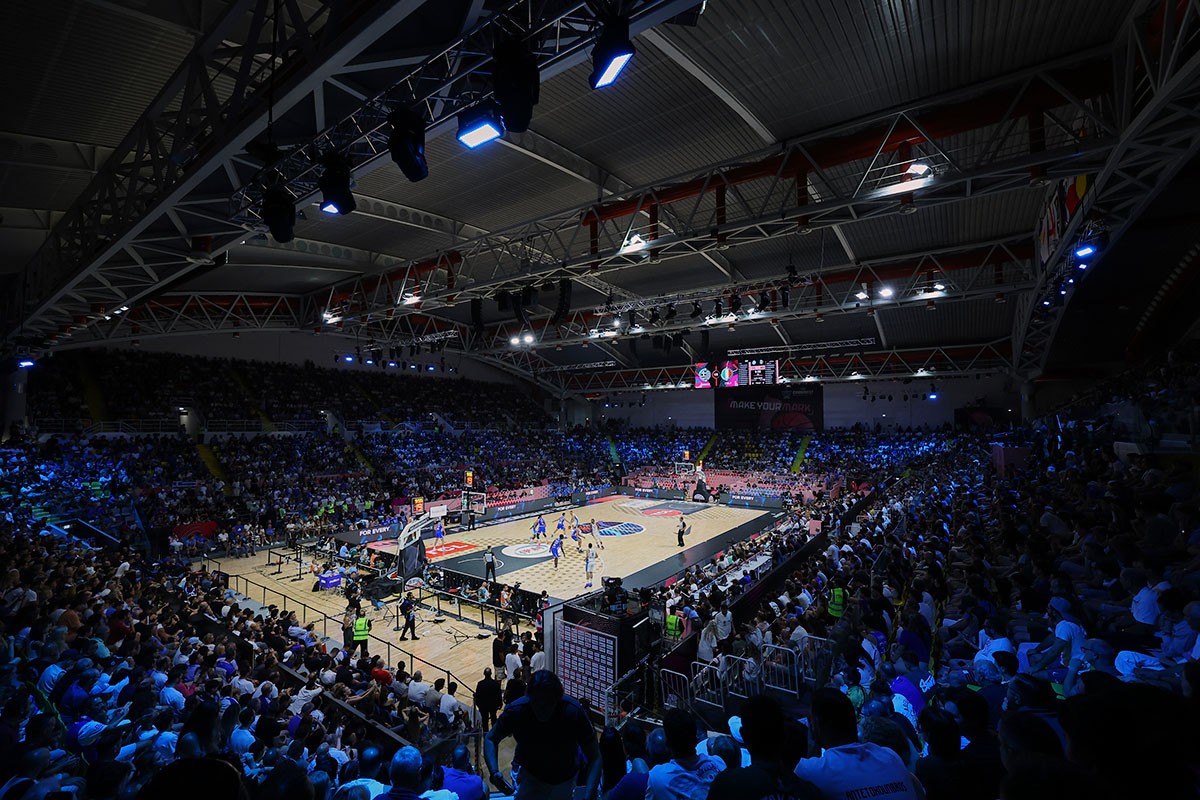 Poznati svi parovi osmine finala Eurobasketa: Srbiju čeka "pakao"