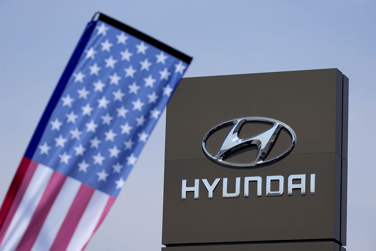 Racija u američkoj fabrici firme Hyundai, privedeno 450 radnika