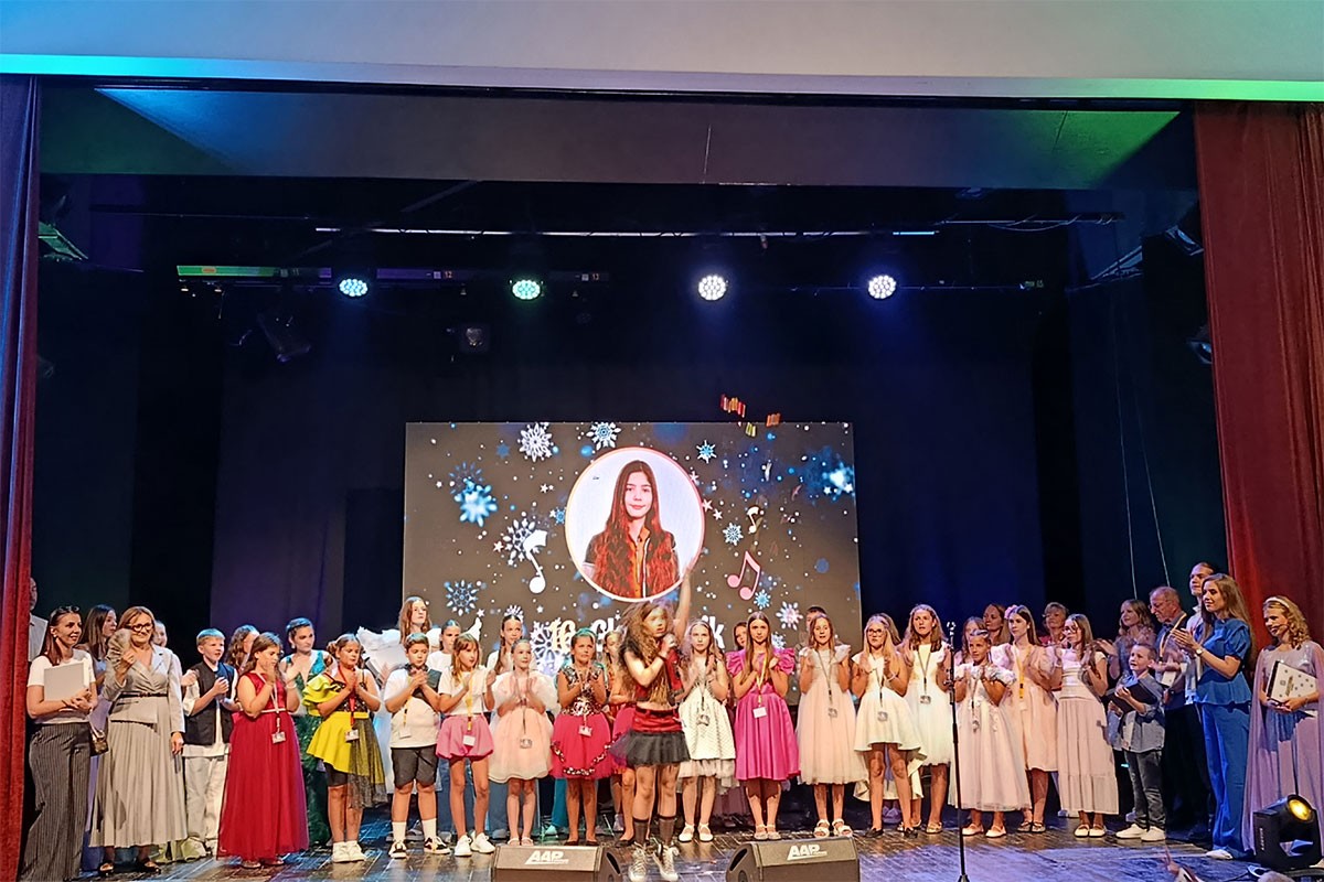 Staša Dragojević osvojila Gran pri na festivalu u Mrkonjić Gradu